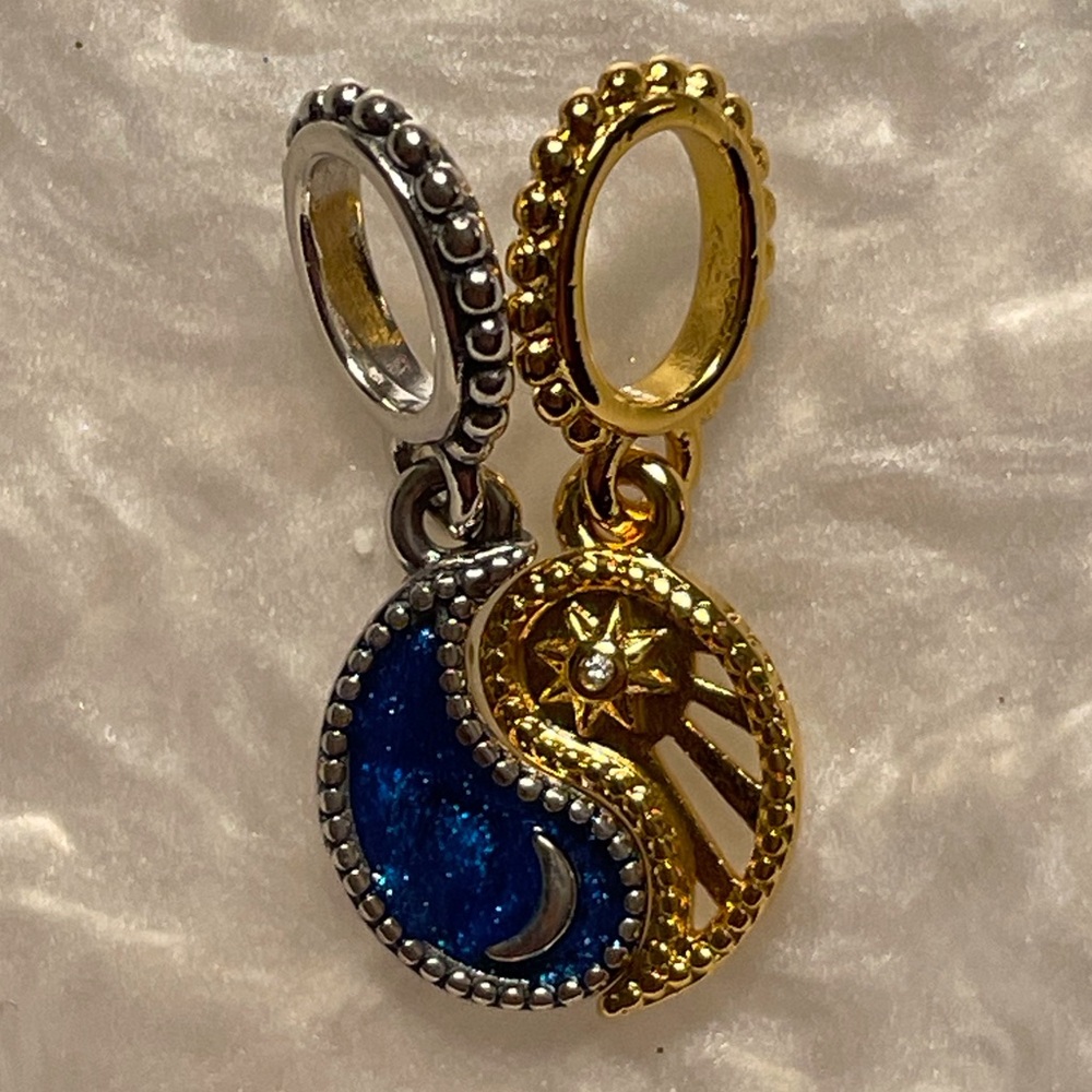 Bracelet Charm Double Sun & Moon Yin & Yang Style